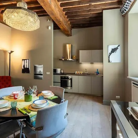 Apartment The Tower Lucca